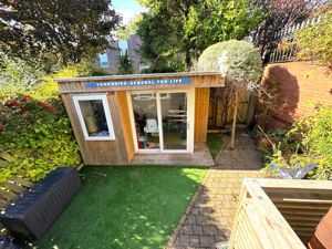 Photo 10- click for photo gallery